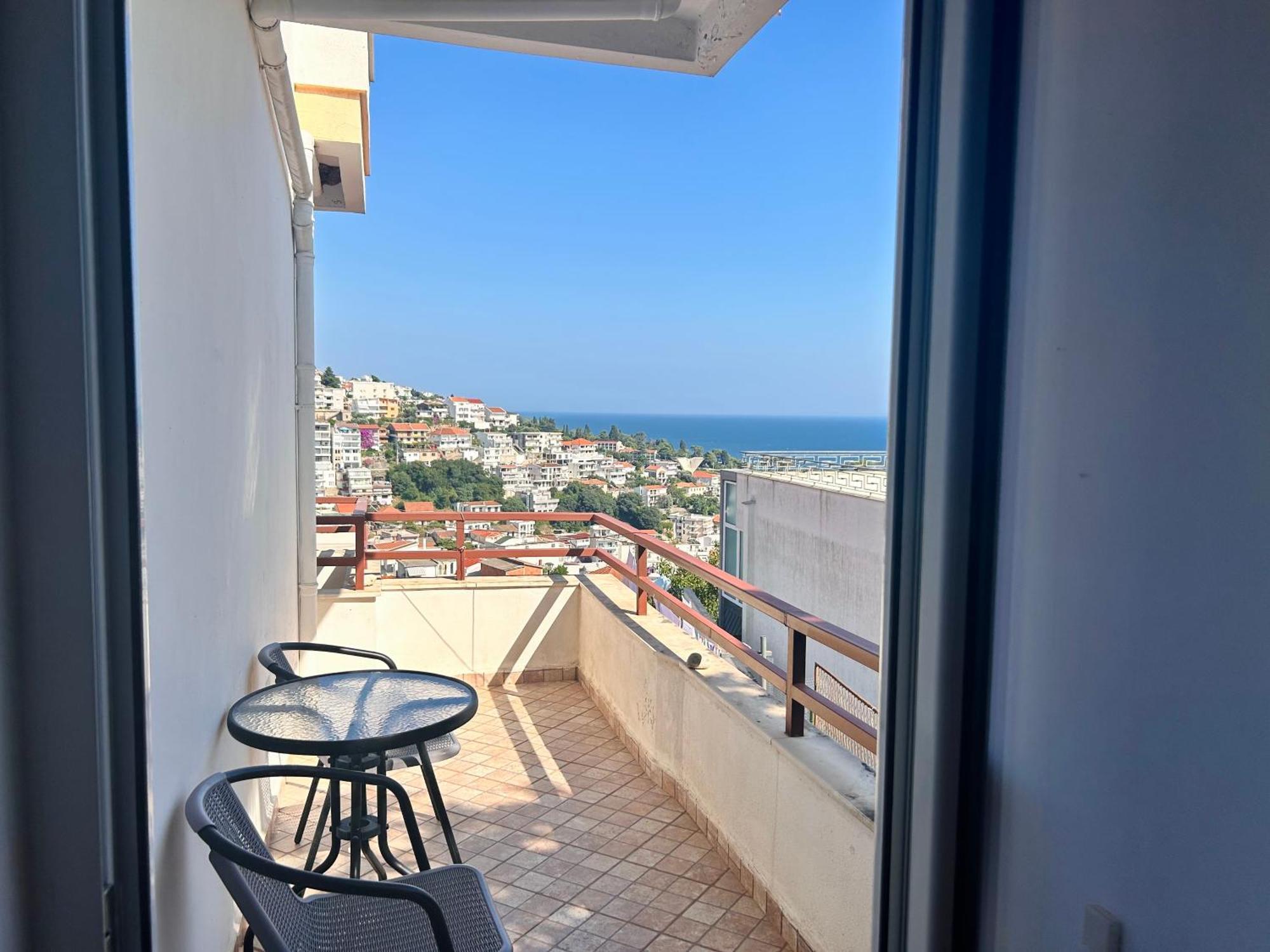 Apartments Aga Ulcinj Bagian luar foto