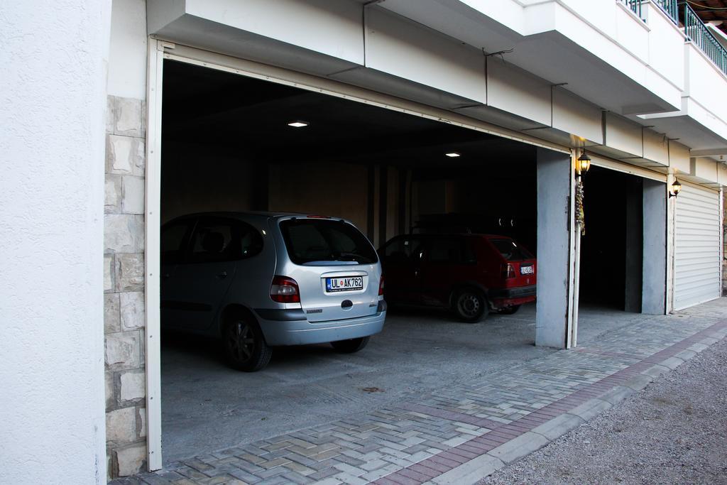 Apartments Aga Ulcinj Bagian luar foto