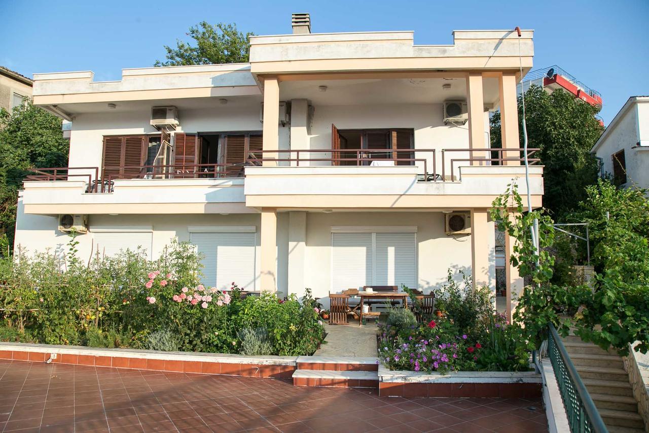 Apartments Aga Ulcinj Bagian luar foto