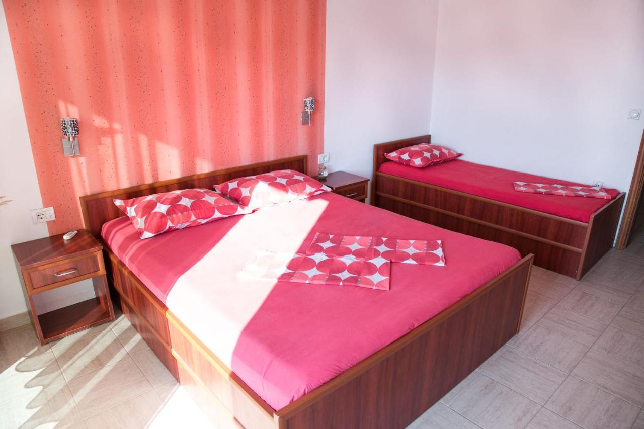 Apartments Aga Ulcinj Bagian luar foto