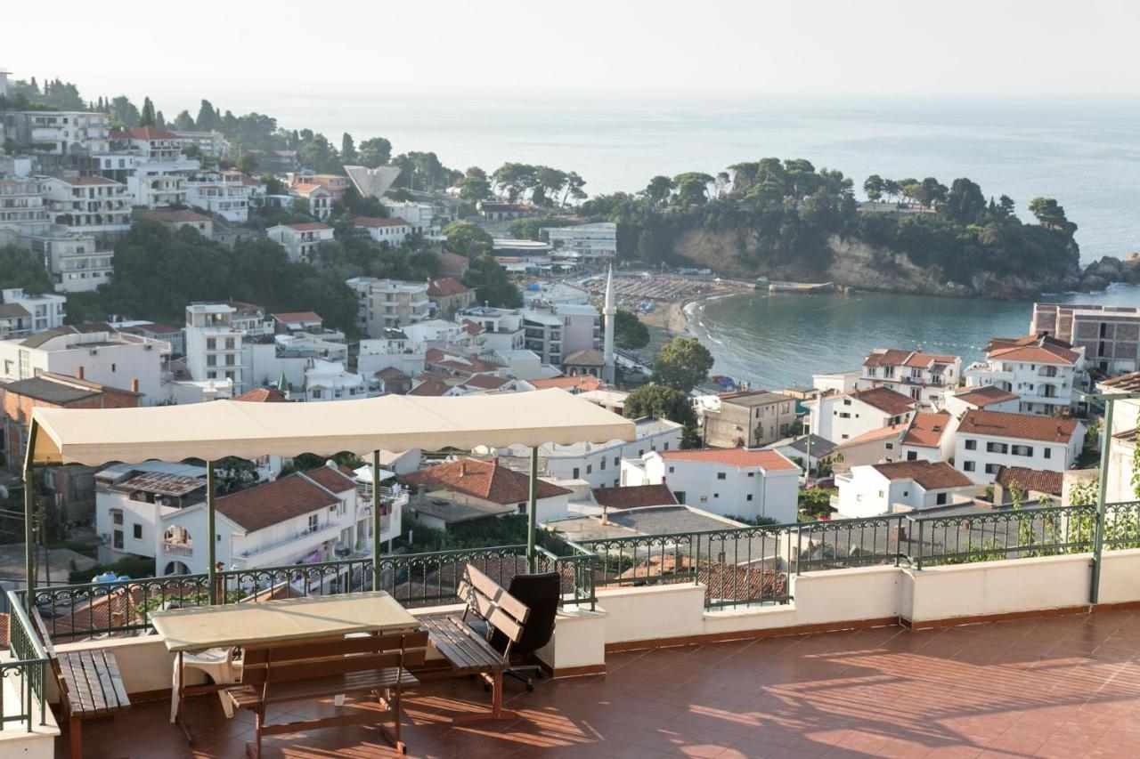 Apartments Aga Ulcinj Bagian luar foto