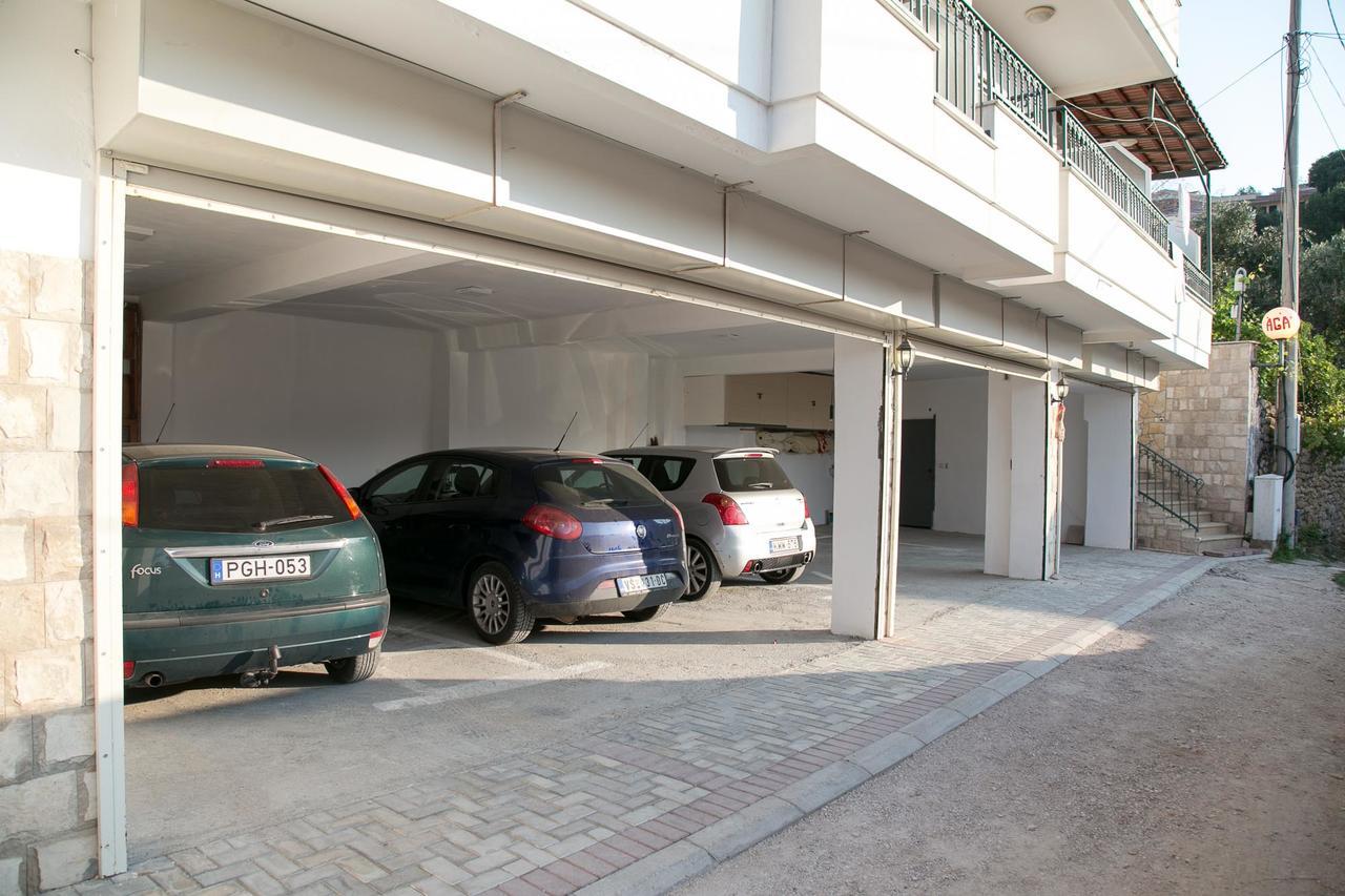 Apartments Aga Ulcinj Bagian luar foto